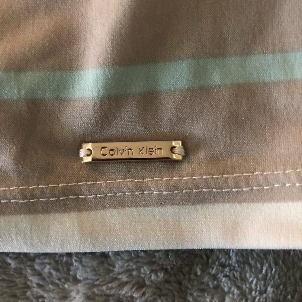 Calvin Klein blouse - Picture 3 of 5